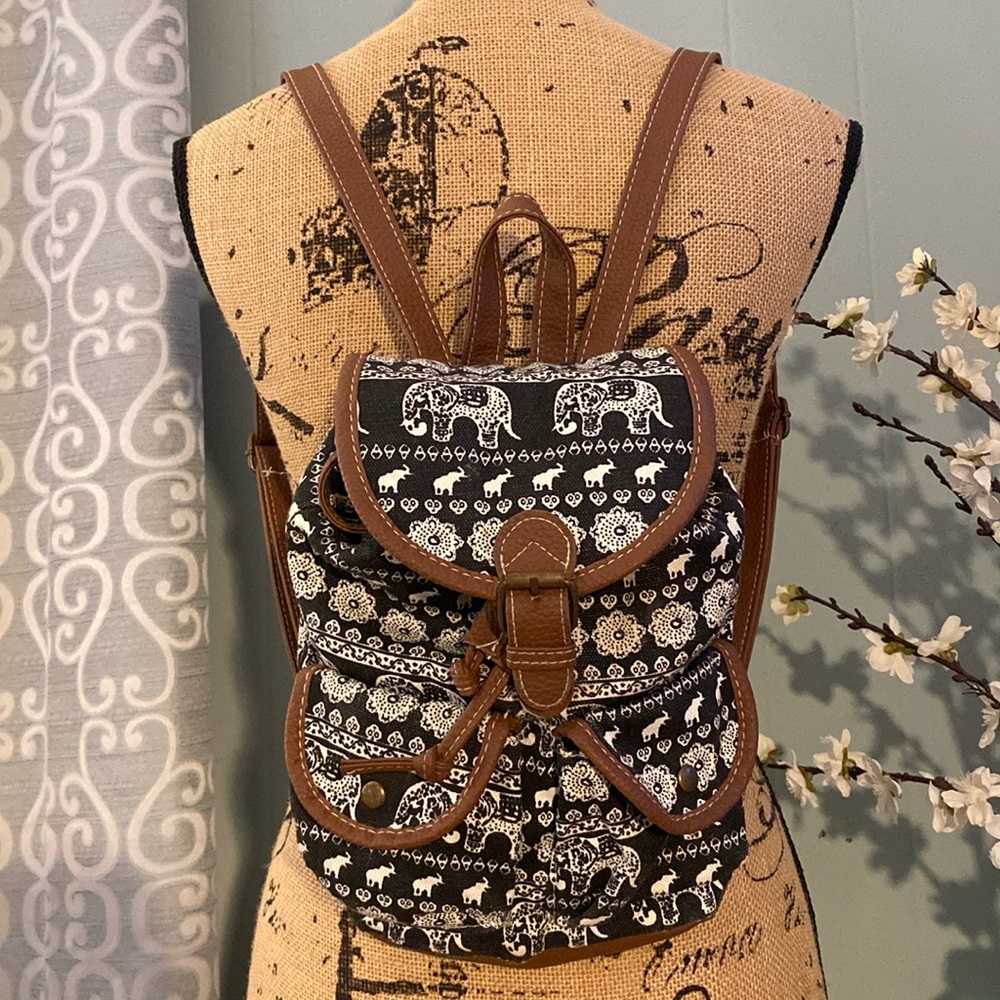 Safari/Zoo Animal Motif Backpack Satchel
